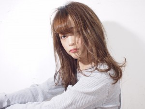 スタイリスト・伊藤友賀